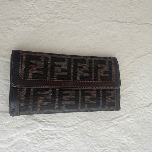 Vintage Fendi Wallet - Picture 1 of 3